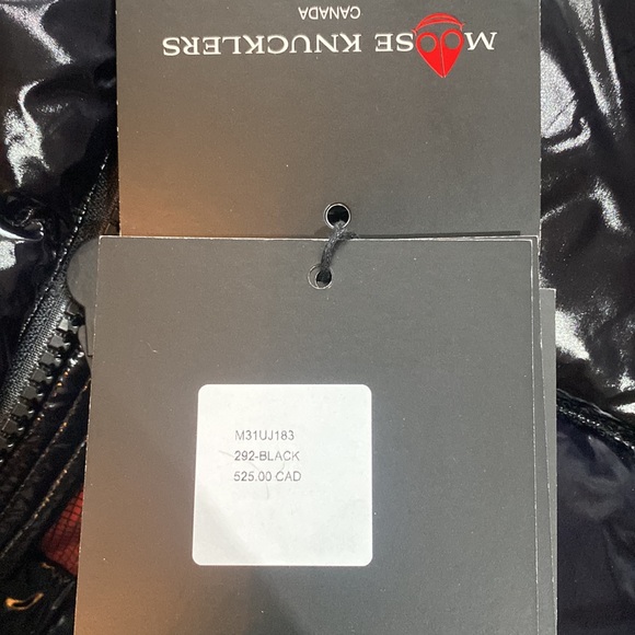 BRAND NEW  BLACK MOOSE KNUCKLE PUFFER JACKET - Picture 8 of 8